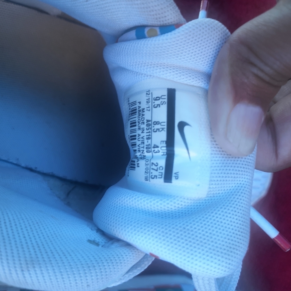 Nike men's size 9.5 - Picture 2 of 5